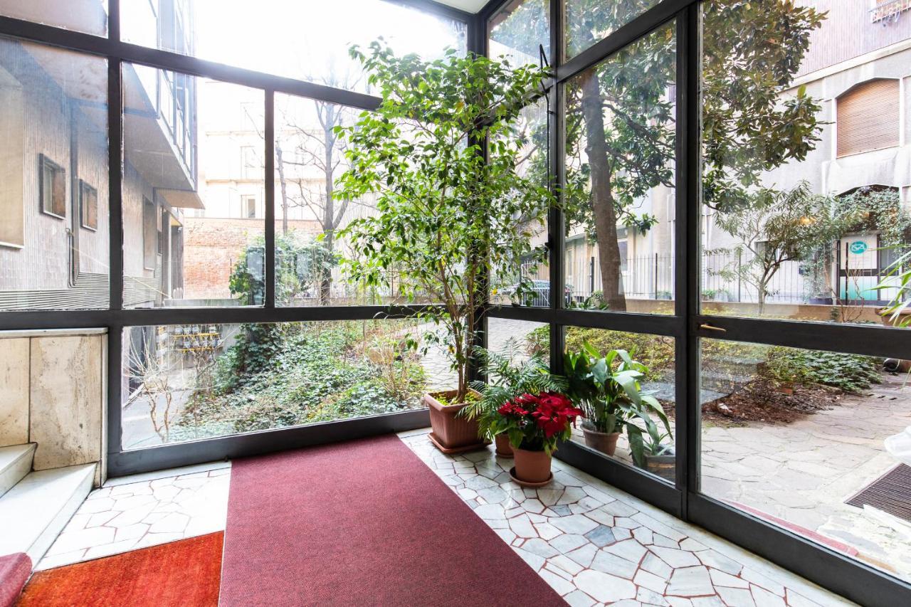 Duomo Apartament Lägenhet Milano Exteriör bild
